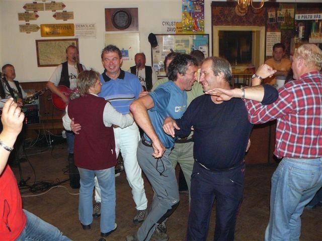 Country bál s Pěnou